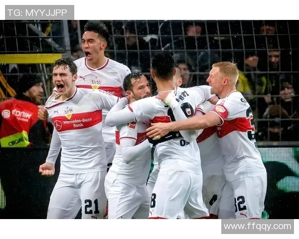 斯图加特主场失利，门兴格拉德巴赫击败对手笑到最后